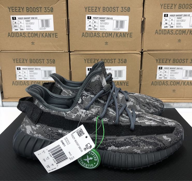 Yeezy 350 V2 Mx Dark Salt Mx Dark Salt Yeezy 350 V2 - 38 - 40 -