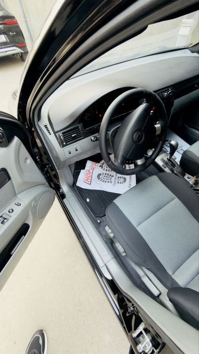 Jentra 2023 toza qora rang