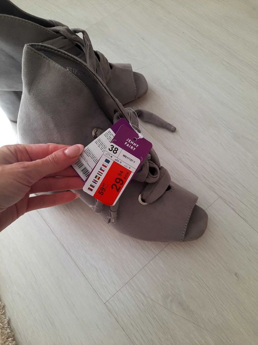 Обувки синтетичен велур