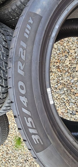 Anvelope Pirelli 275/45 R20 110V M+S PZero 315/40 R21 11Y