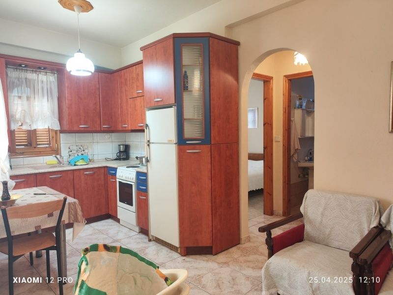 ПРОДАВА! Самостоятелна къща в Паралия Офринио