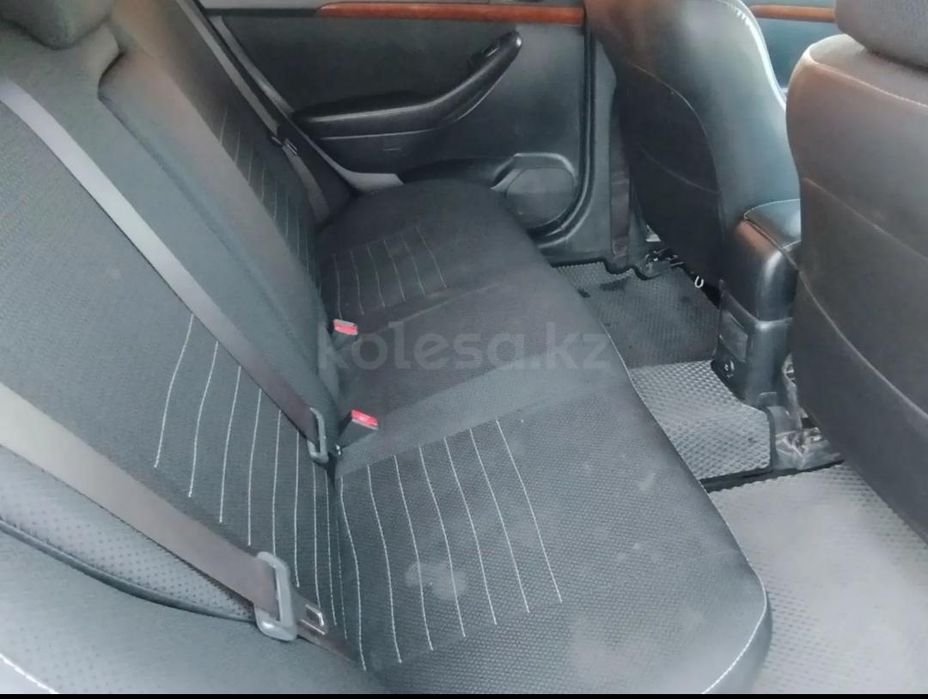 Легковый автомобиль