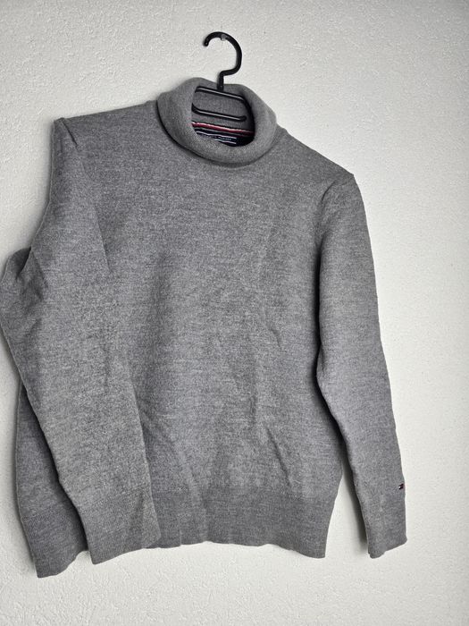 Pulover dama Tommy Hilfiger marime S 100% lana