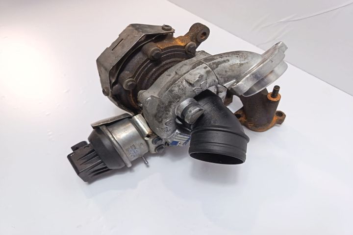 Turbosuflanta 53039880205 Volkswagen VW Passat B6