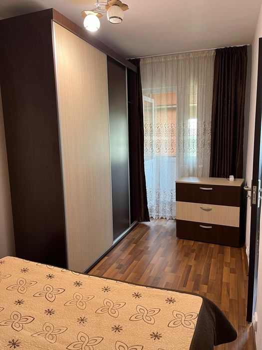 Apartament de închiriat în micro 6