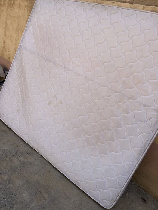 Matras sotiladi
