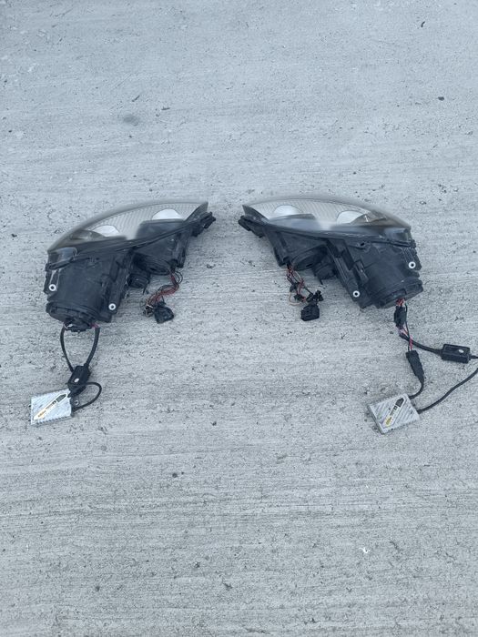 • ОРИГИНАЛНИ GTI / R32 фарове за голф 5, джета, кади, голф плюс, пасат