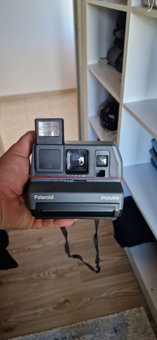 Polaroid impulse