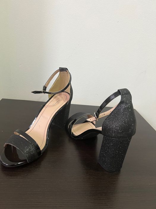 Sandale piele mărimea 38