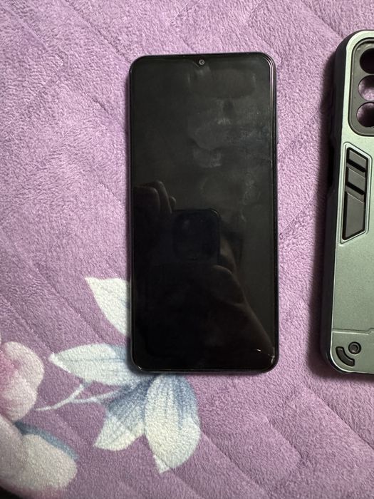 Vand samsung galaxi M13