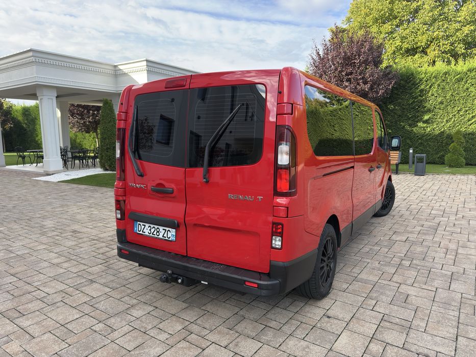 Renault Trafic Passenger 9 locuri – 1.6dCi