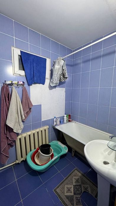 Продается квартира Юнусабад 18кв 3/1/4