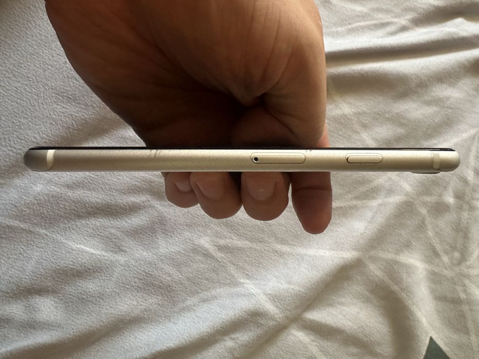 Iphone se 2020 radnoy ochilmagan