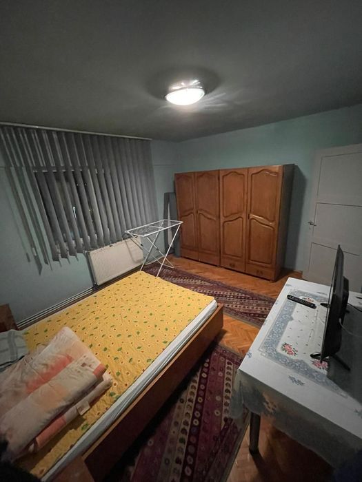 Inchiriez apartament Carpati 2