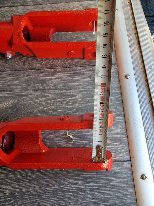 Tirant vertical tractor new holland ford massey ferguson case preț 850