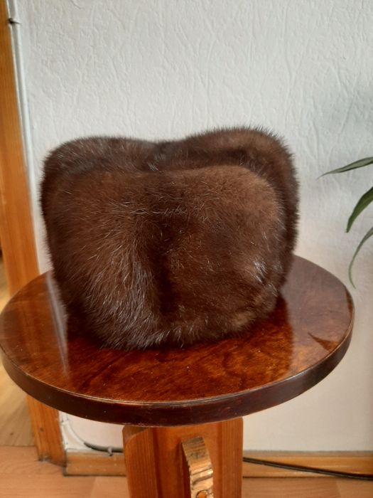 Меховые натуральные шапки