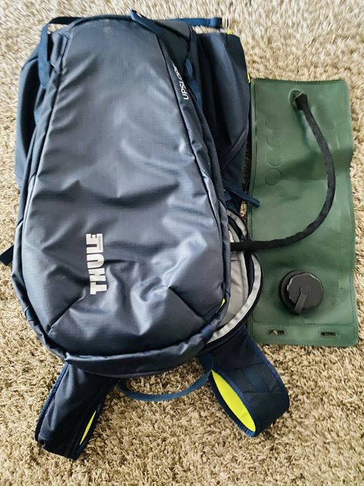 Rucsac Thule 20L plusrezervor apa 3 L