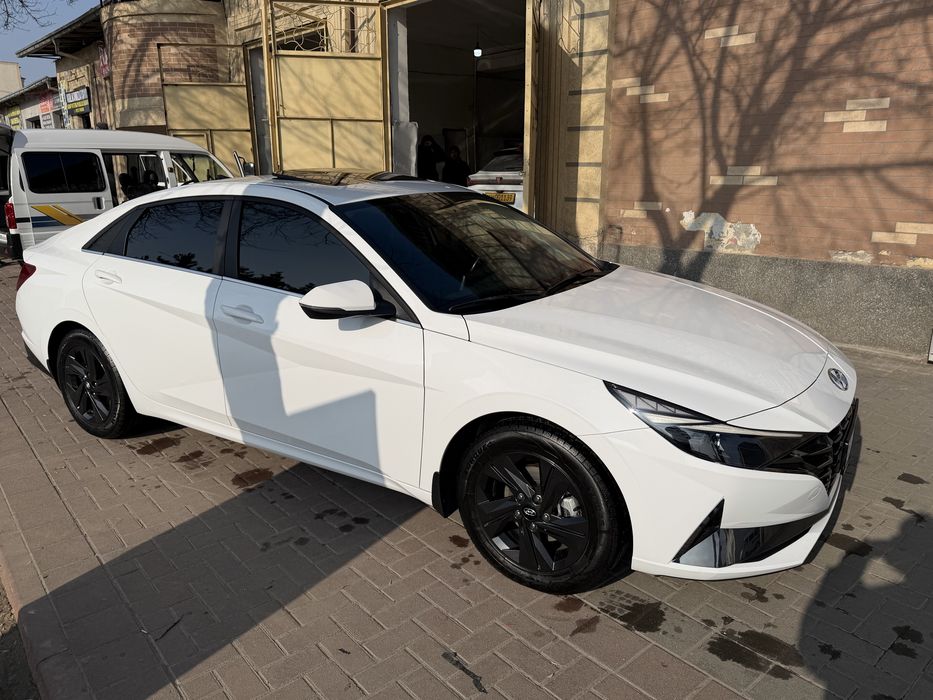 Hyundai Elantra 1,6 L 2022 yil