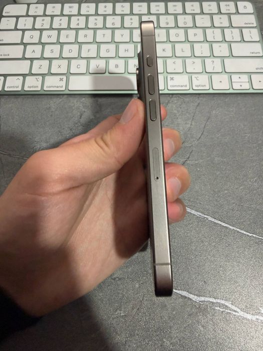 Iphone 15 pro ideal 128 gb