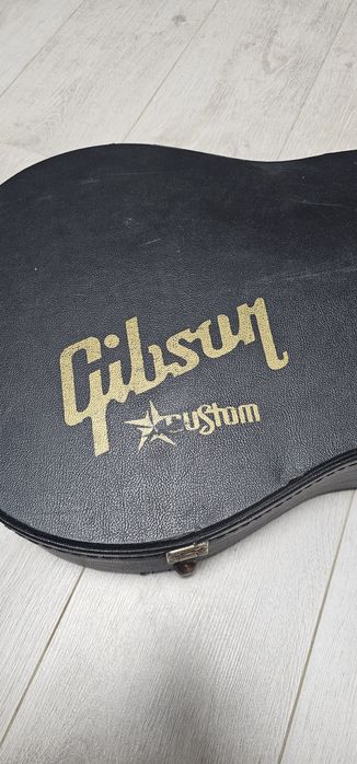 Gibson Custom: Les Paul  1957  Goldtop Reissue Dark Back 2011 VOS