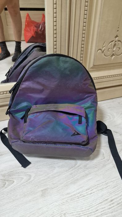 Рюкзак 2000тг.сумочка 1500тг