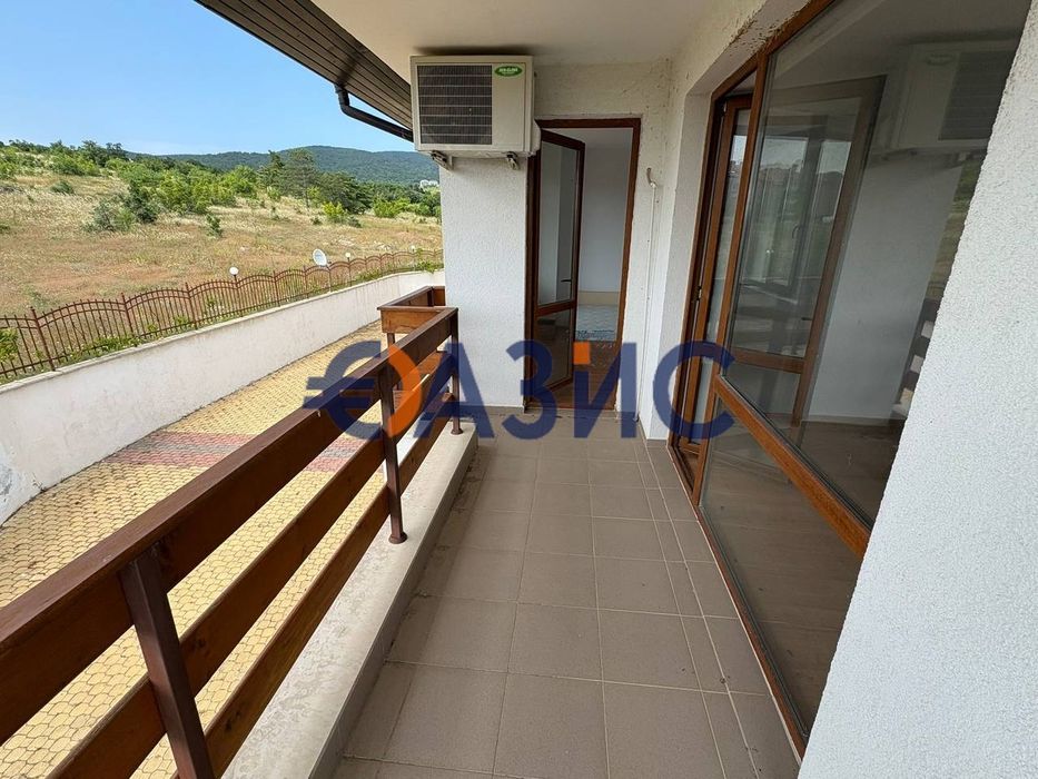 Продава се Тристаен апартамент в к.к. Слънчев бряг - 72 кв.м за 1049 €/кв.м - Снимка #11