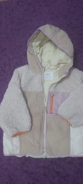 Куртка на весну на 3-4года