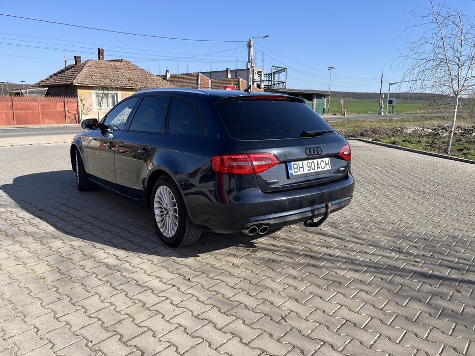 AUDI A4 0 — imagine 4