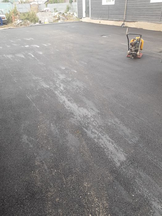 Асфальт укладки асфалтирован