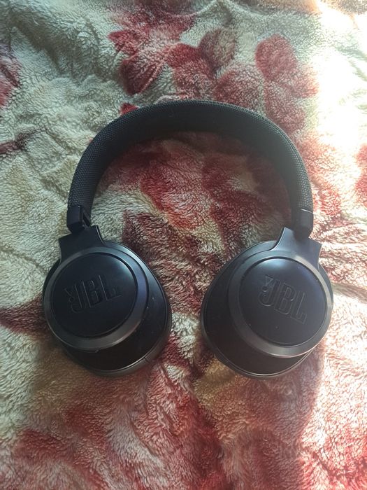 Наушники JBL блютуз