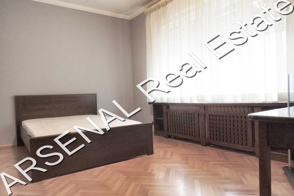 Дава се под наем Тристаен апартамент в София, Център - 204 кв.м за 1600 € - Снимка #6