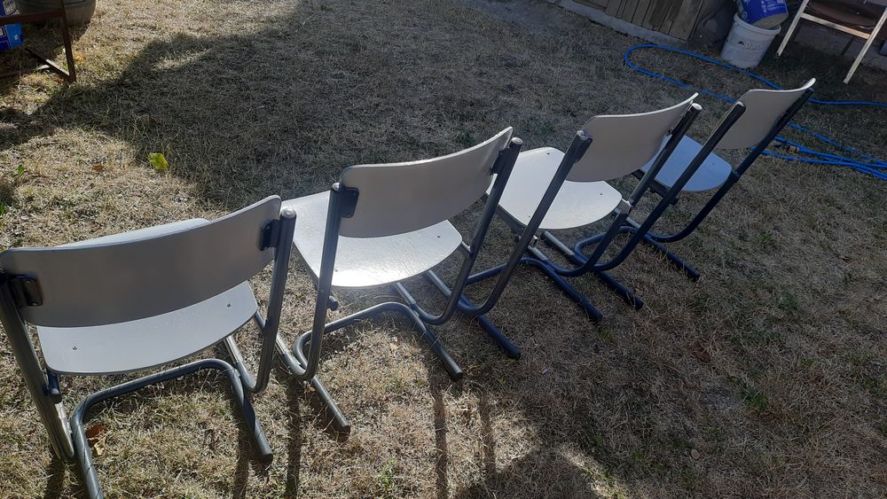 Set scaune patru bucati ultramasive