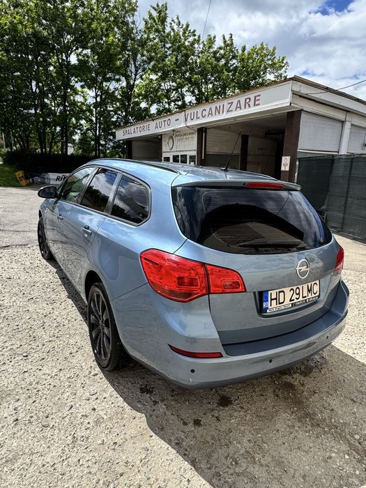 OPEL Astra 2011 — imagine 2