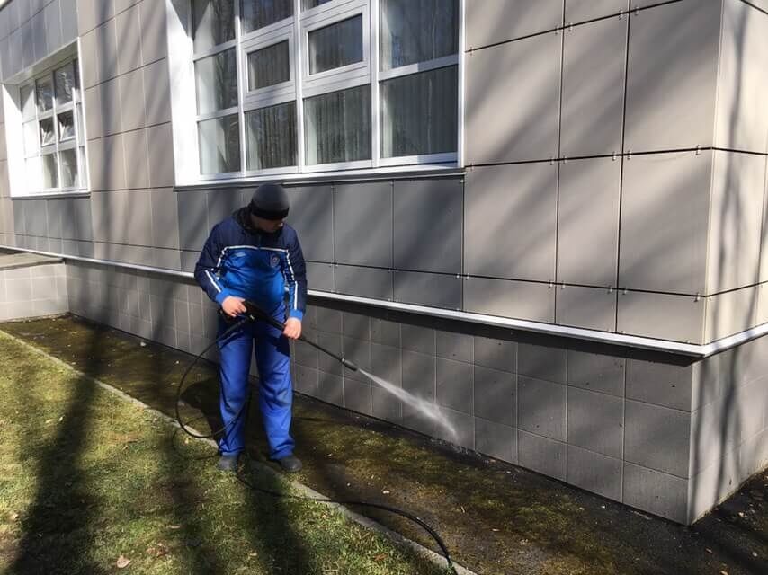 Мойка брусчатки, трoтуарние плитки, фасады, цоколь, бассейн..