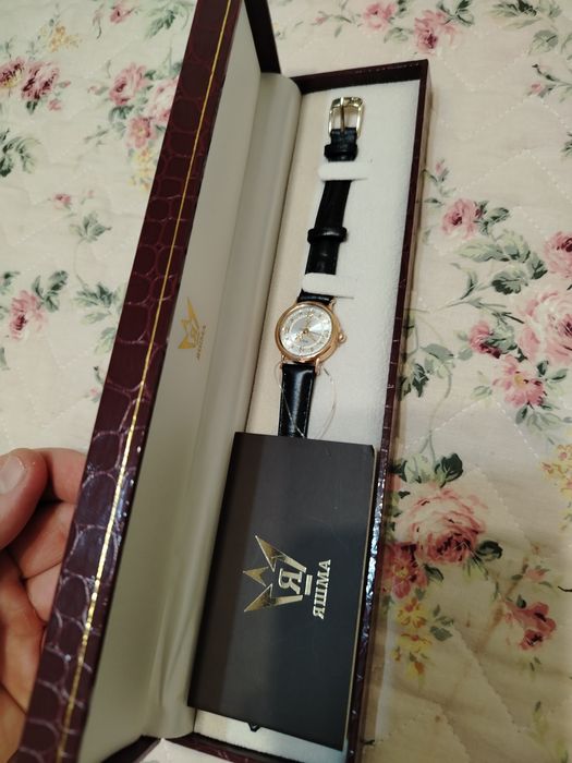 Продам часы Золотые