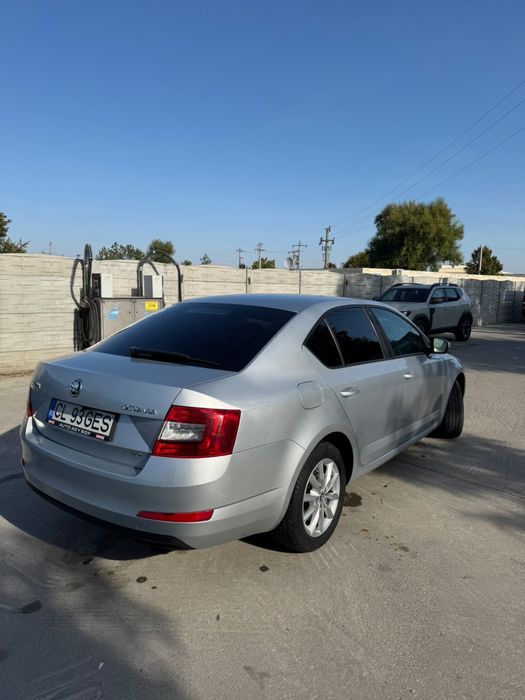SKODA Octavia 2013 — imagine 4