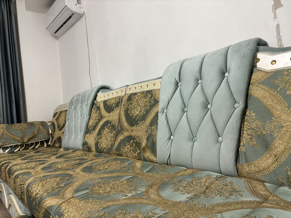 Диван в хорошем состоянии