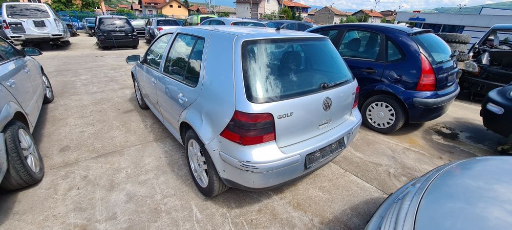 Volkswagen Golf 4 1.9 TDI на части