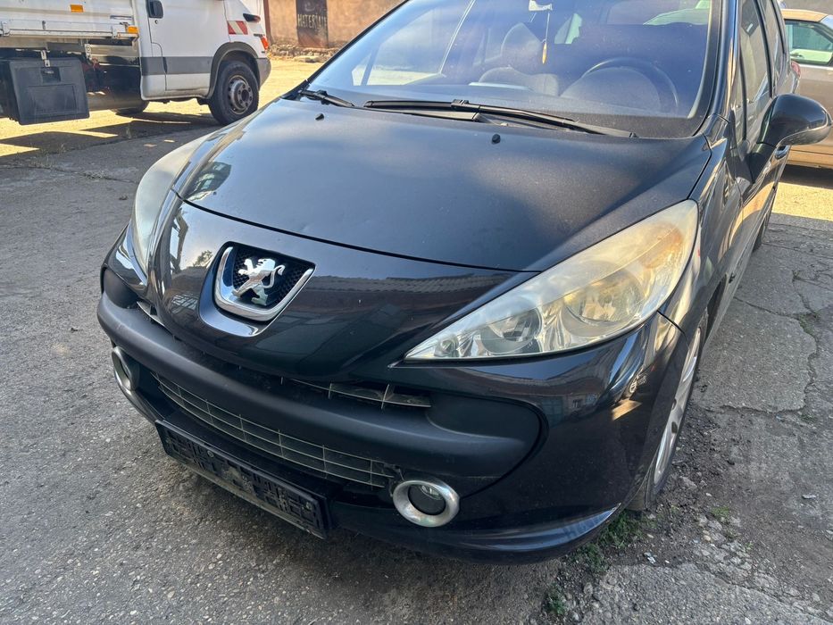 Peugeot 207,1.4 hdi, capota,motor,haion,bara spate,bara,capota etc