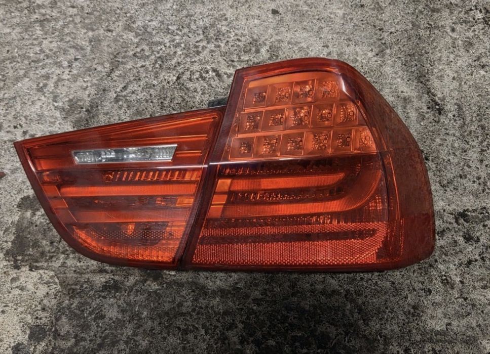 Комплект фейс лифт стопове за Е90