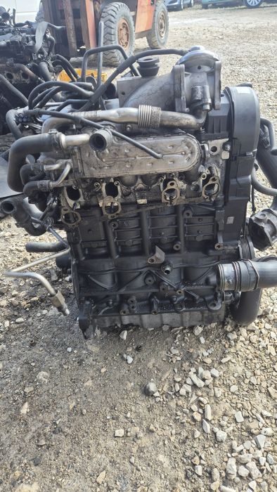 Двигатели/Мотори за VW,Ауди,Сеат,Шкода 1.9 ТДИ Помпа-Дюза 90кс BRU,BXF