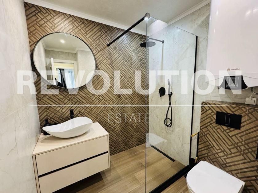 Дава се под наем Двустаен апартамент в Варна, ВИНС - 55 кв.м за 747.66 € - Снимка #4