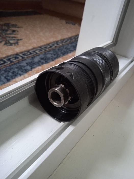 продам сменный патрон. Bosch.