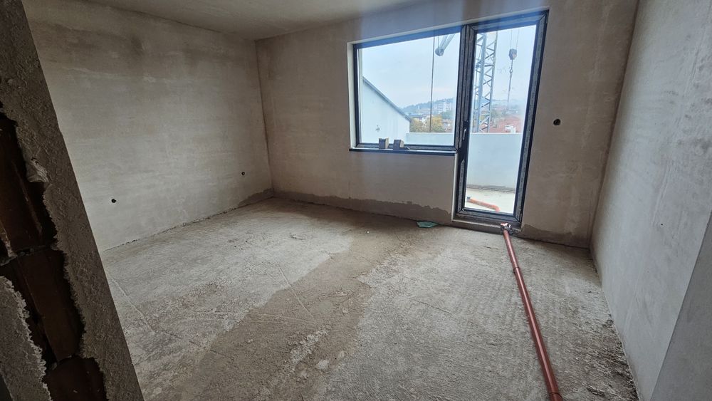 Продава се Двустаен апартамент в Търговище, Център - 70 кв.м за 1166 €/кв.м - Снимка #1