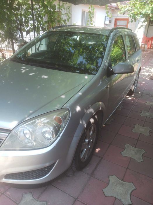 Vand Opel ASTRA H 2008