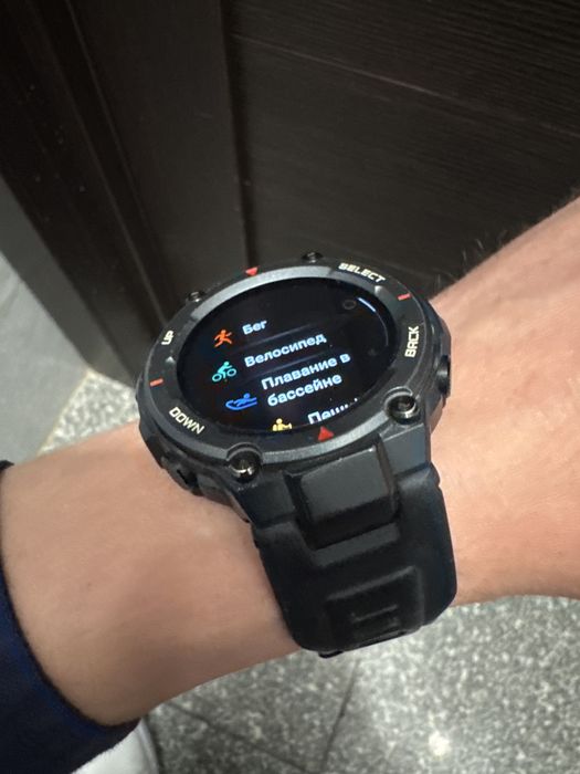 Смарт-часы Amazfit T-Rex Pro