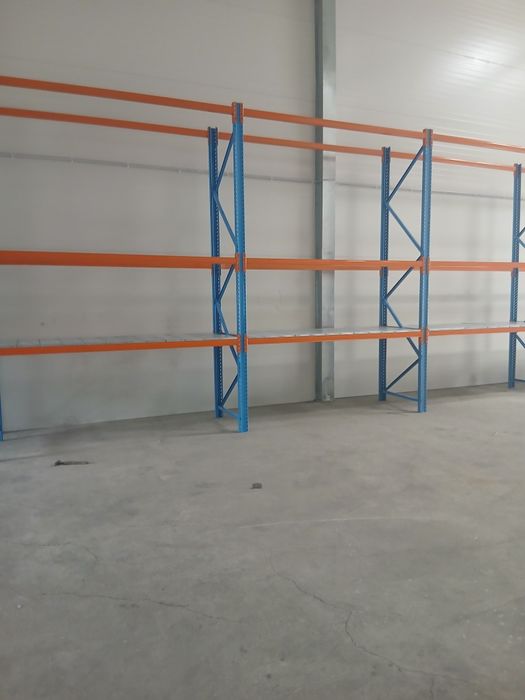 Vindem rafturi metalice pro eur