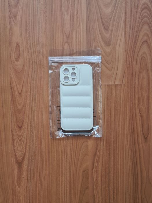 Huse  14 Pro Max   -  Noi