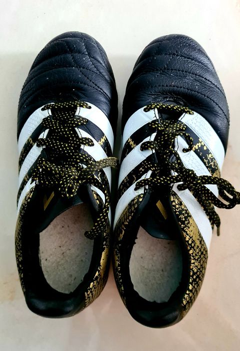 маратонки за футбол