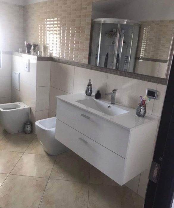 Proprietar vând casă în Rosiuta județul Gorj.